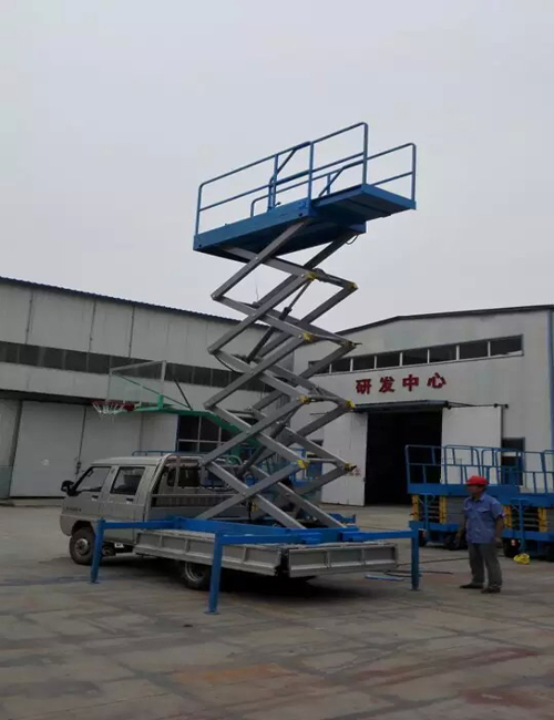 車(chē)載式液壓升降機(jī) 車(chē)載式液壓升降機(jī)